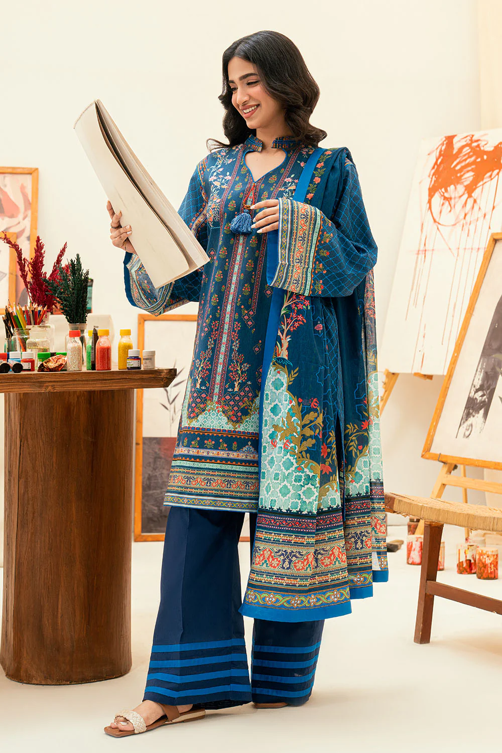 3 Piece Printed Lawn Suit - Image 6