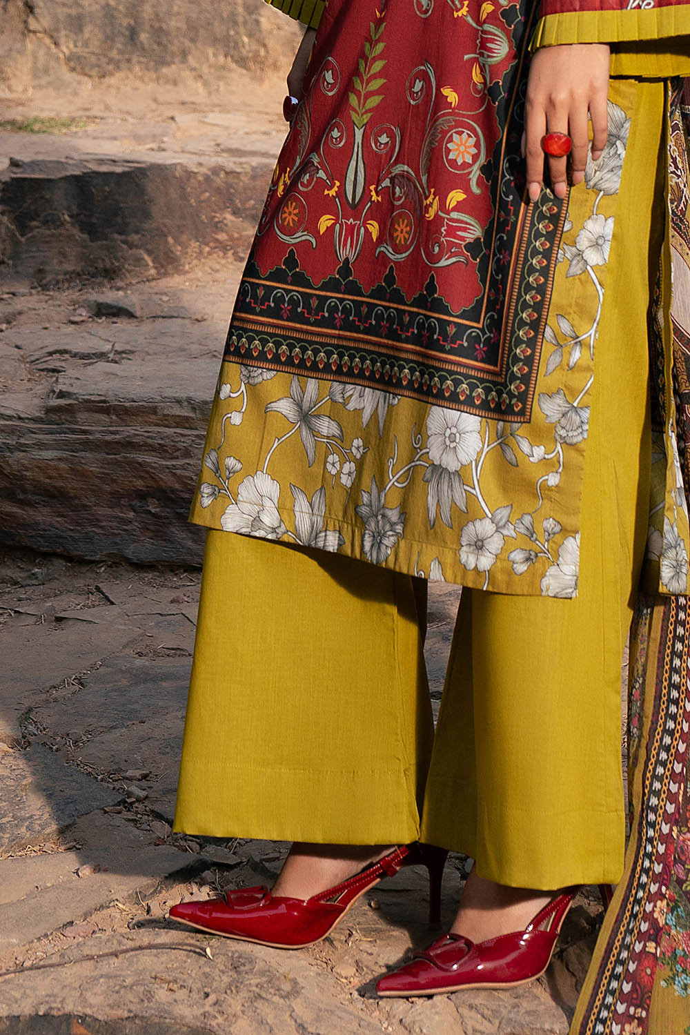 3 Piece Printed Lawn Suit with Chiffon Dupatta - Image 5
