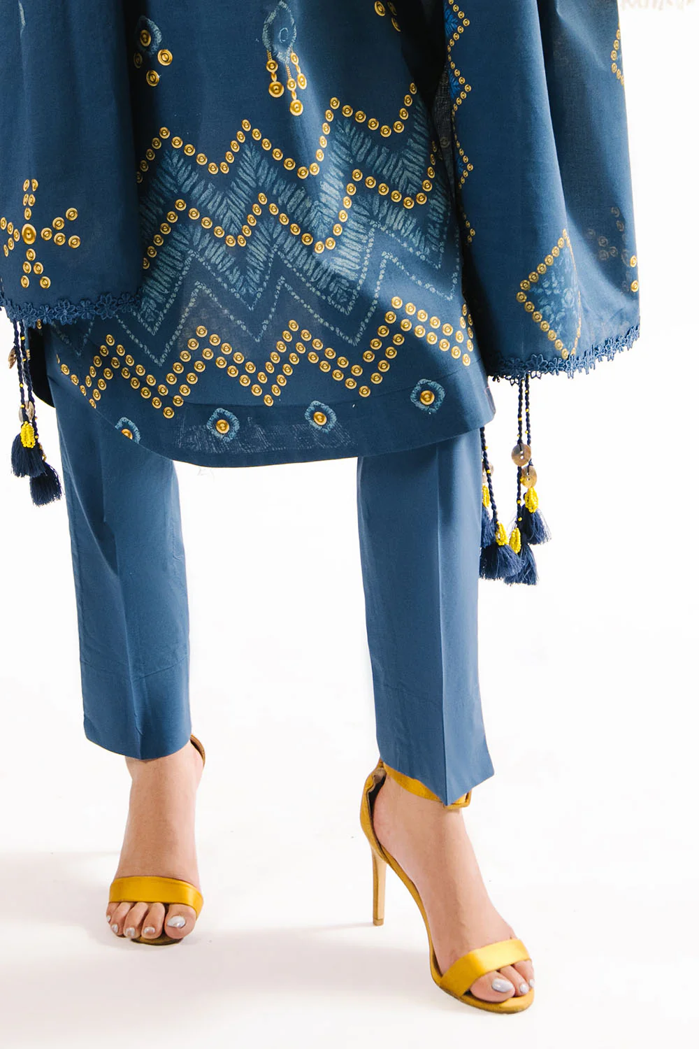 3 Piece Printed Lawn Suit with Dupatta - Image 5