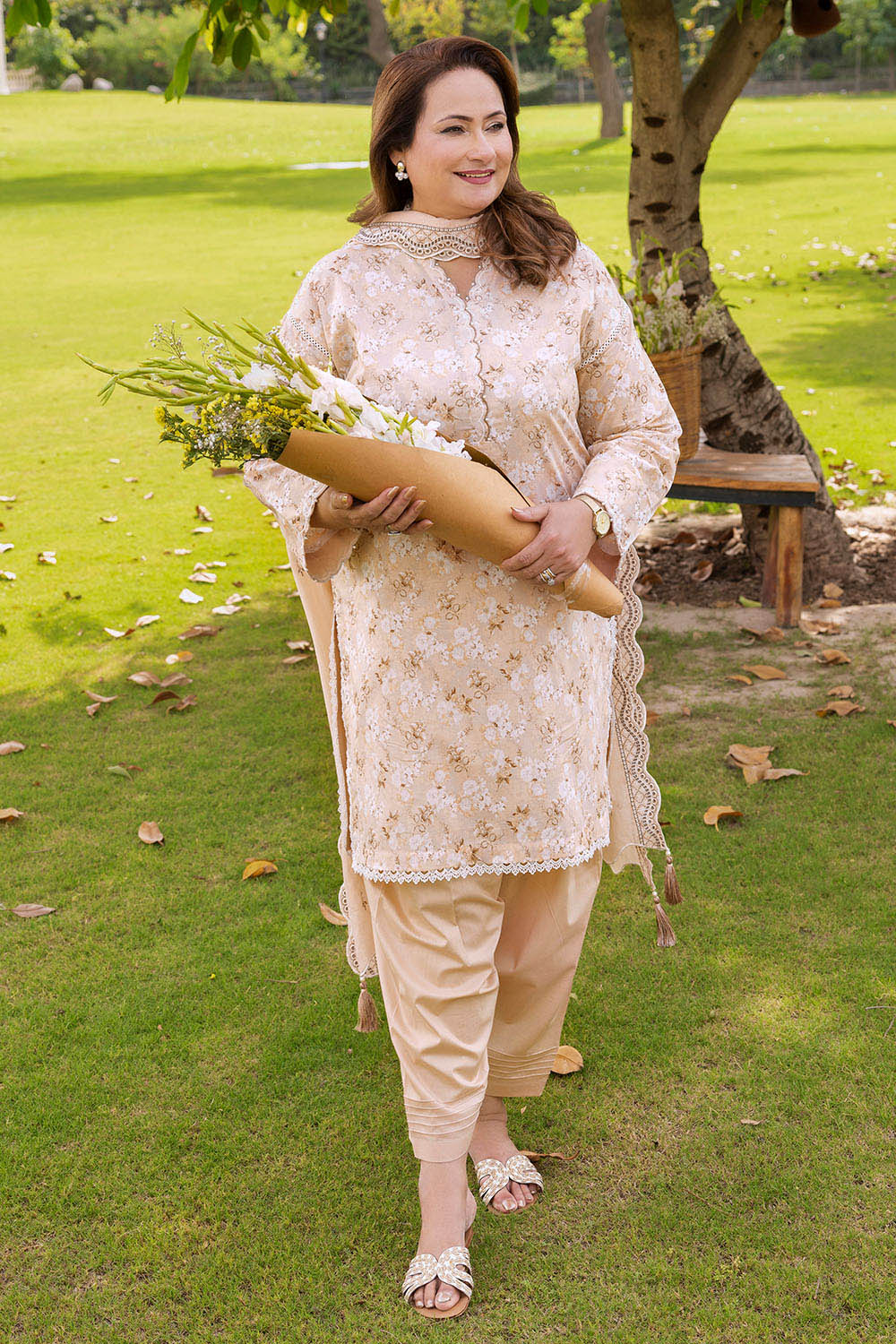 3 Piece Printed Lawn suit with Embroidered Denting Lawn Dupatta - Image 3