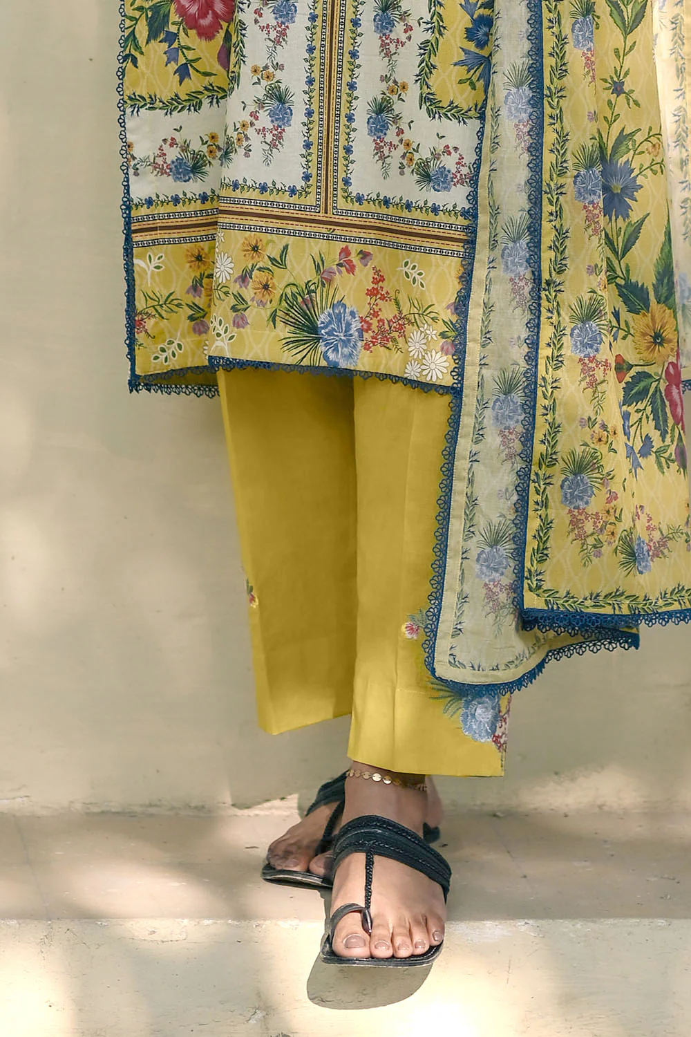3 Piece Printed Lawn Suit with Embroidered Lace and Bunches - Image 5