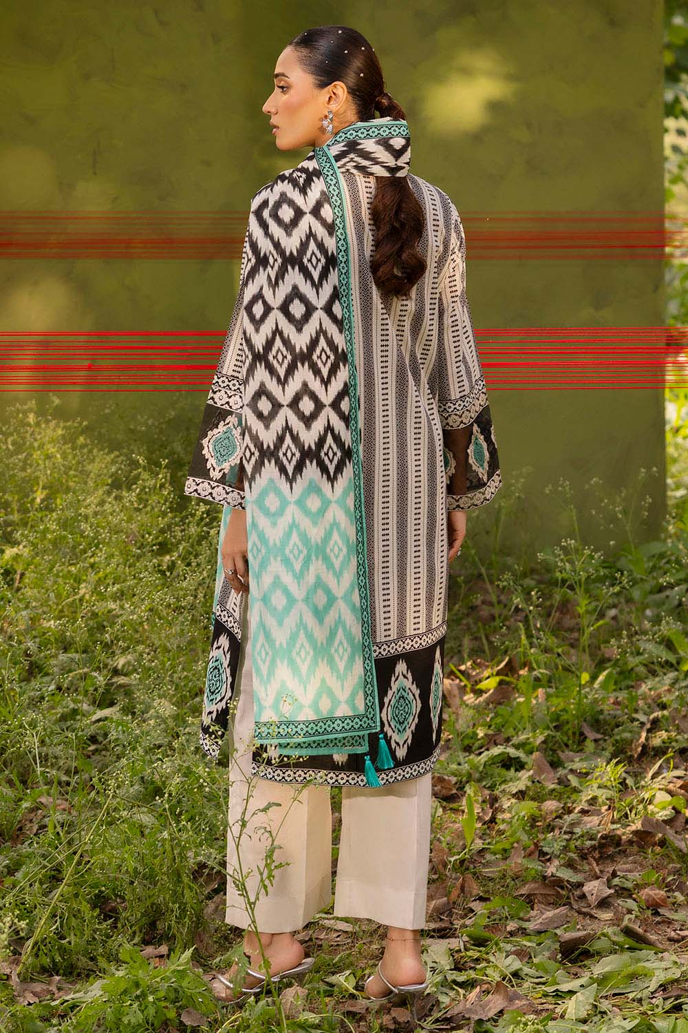 3 Piece Printed Lawn Suit with Embroidered Neckline and Border - Image 3
