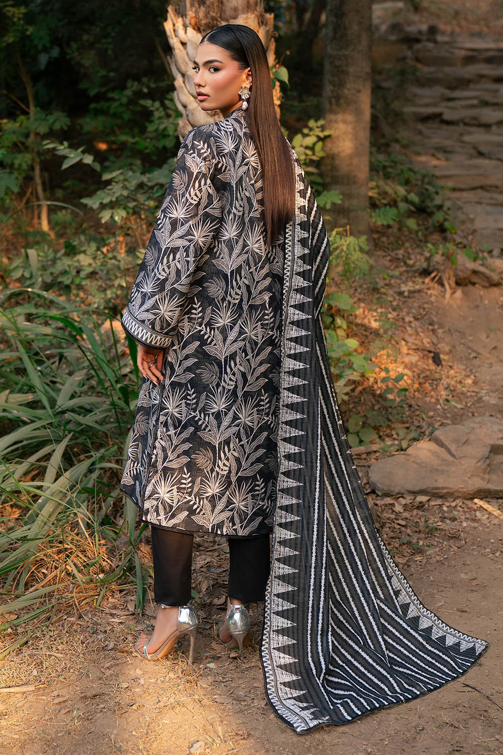 3 Piece Printed Lawn Suit with Embroidered Neckline - Image 4