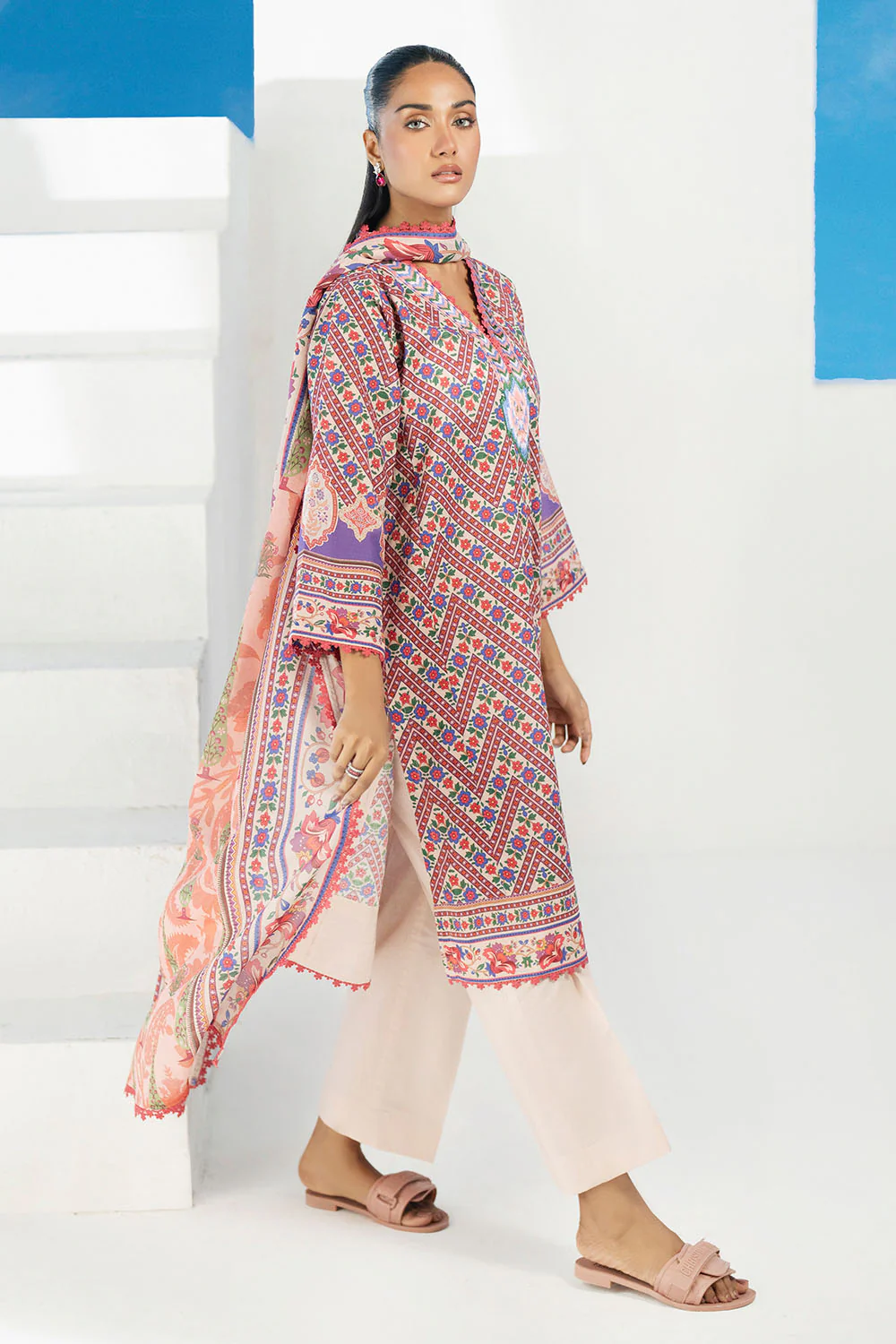 3 Piece Printed Lawn Suit with Embroidered Organza Neckline - Image 3