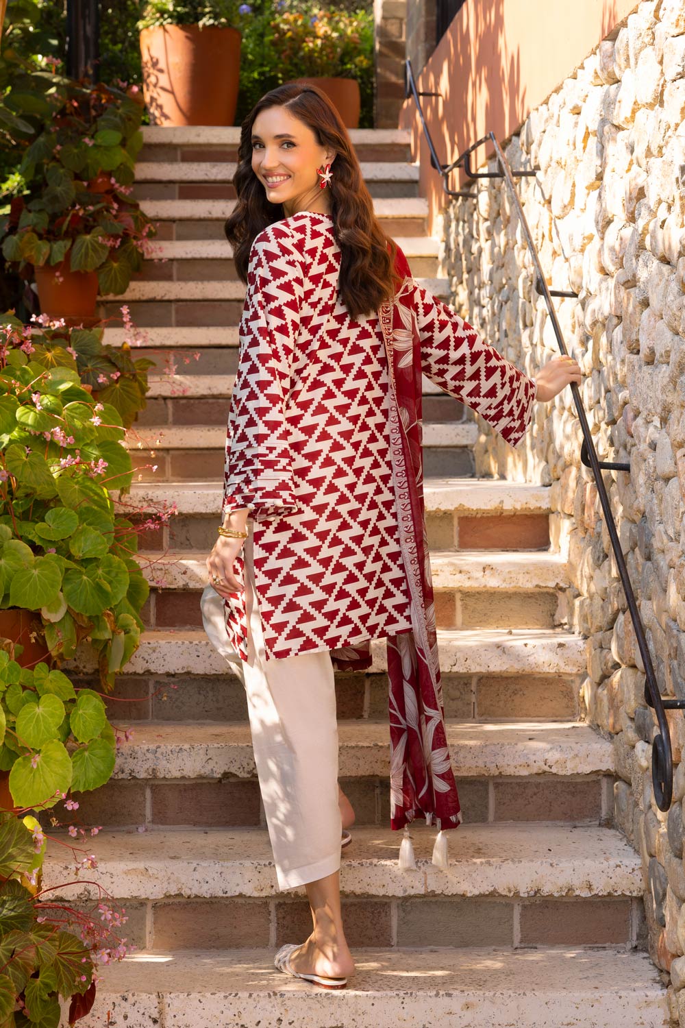 3 Piece Printed Lawn suit with Embroidered Organza Neckline - Image 3