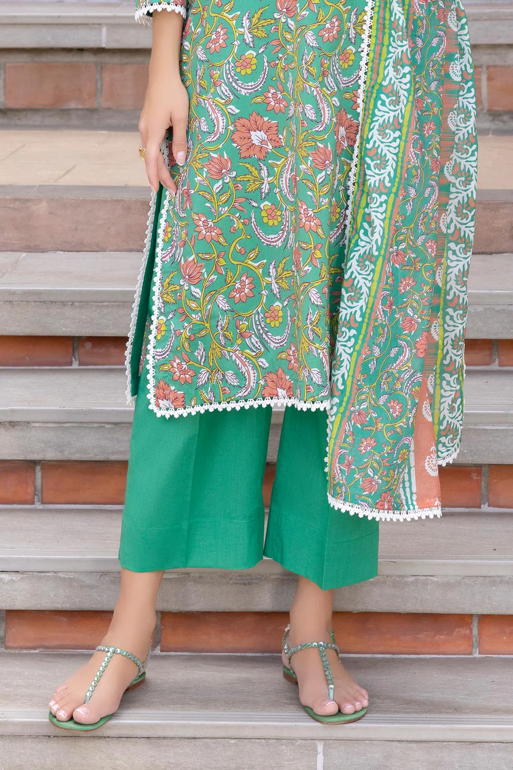 3 Piece Printed Lawn suit with Embroidered Organza Neckline - Image 4