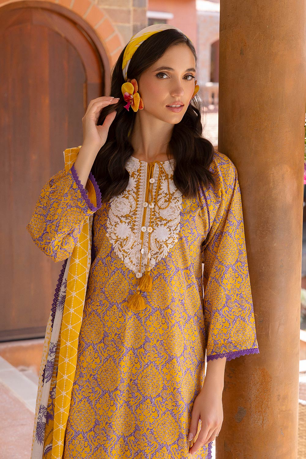 3 Piece Printed Lawn suit with Embroidered Organza Neckline - Image 5