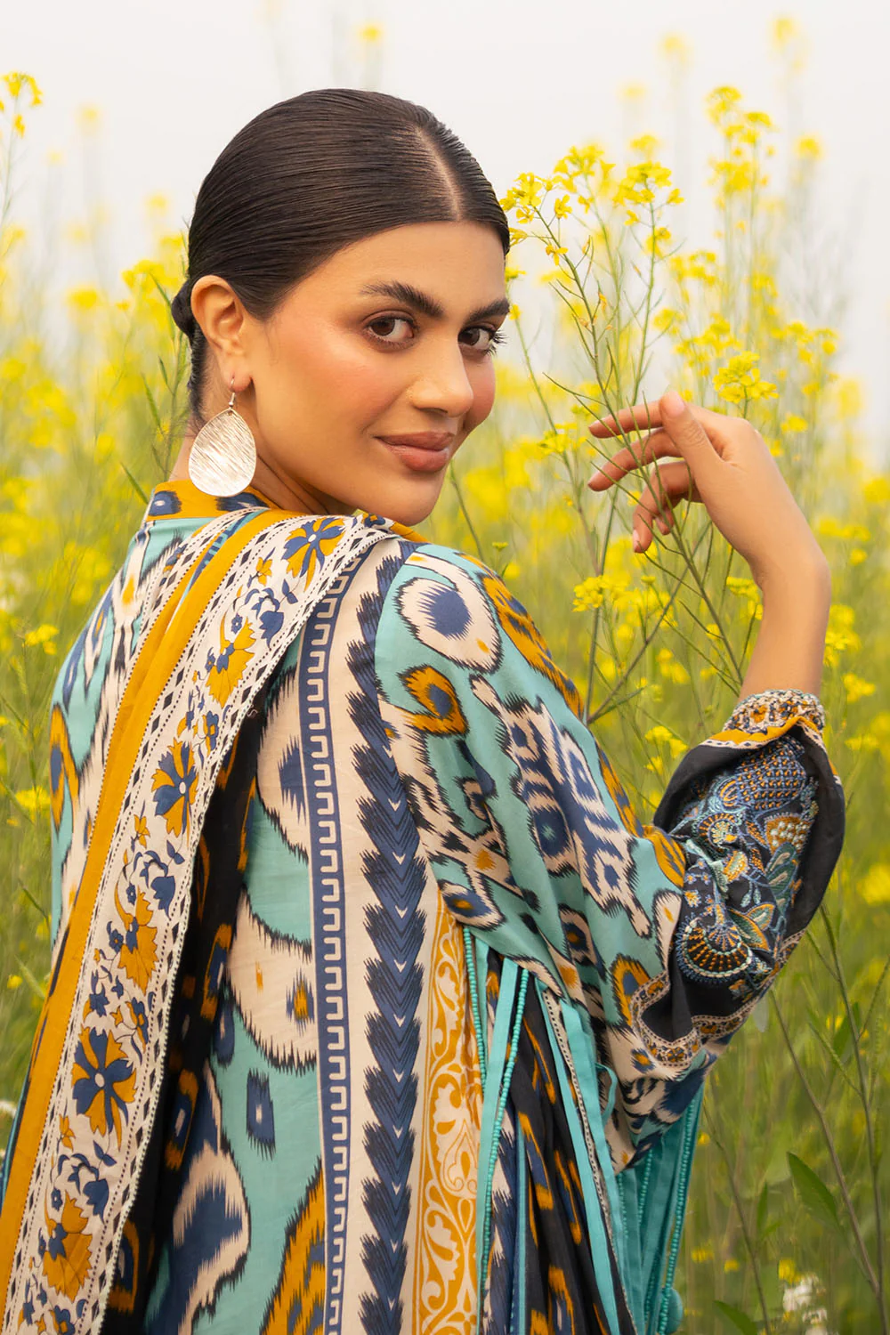 3 Piece Printed Lawn Suit with Embroidered Sleeves - Image 3