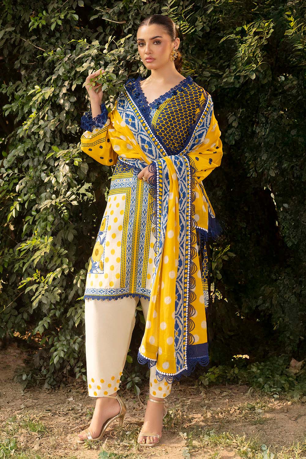 3 Piece Printed Lawn Suit with Embroidered Trouser - Image 3