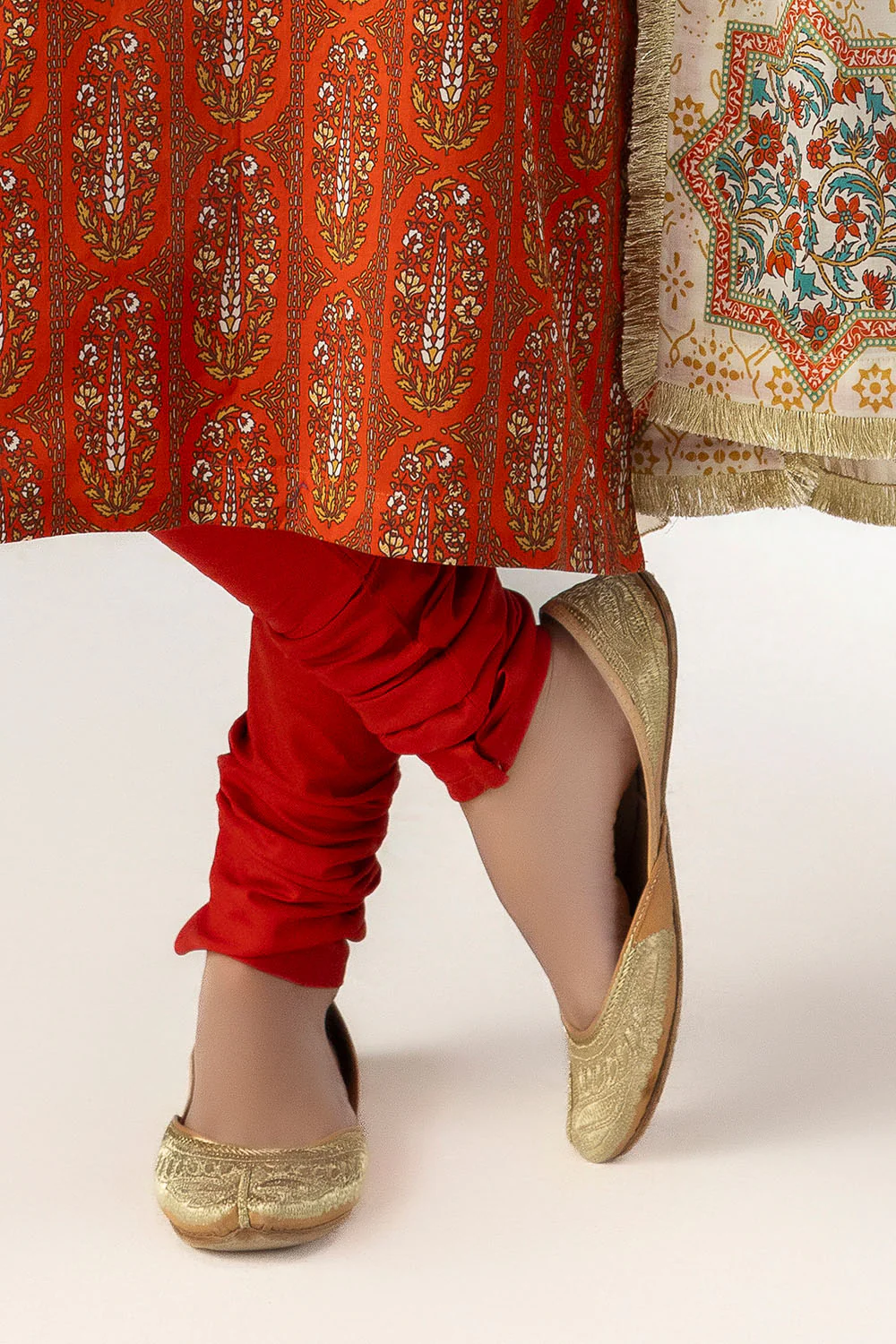 3 Piece Printed Lawn Suit with Printed Lawn Dupatta - Image 4
