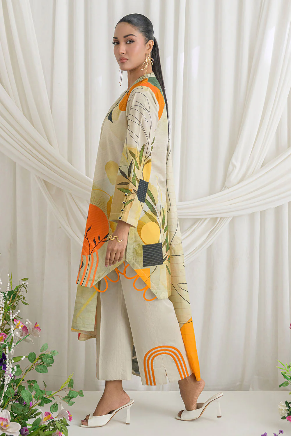 3 Piece Printed Mehsuri Stripe Lawn Suit with Printed Mehsuri Stripe Lawn Dupatta and Dyed Trouser - Image 4