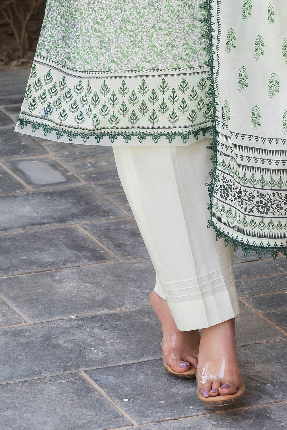 3 Piece Printed Suit - Image 5