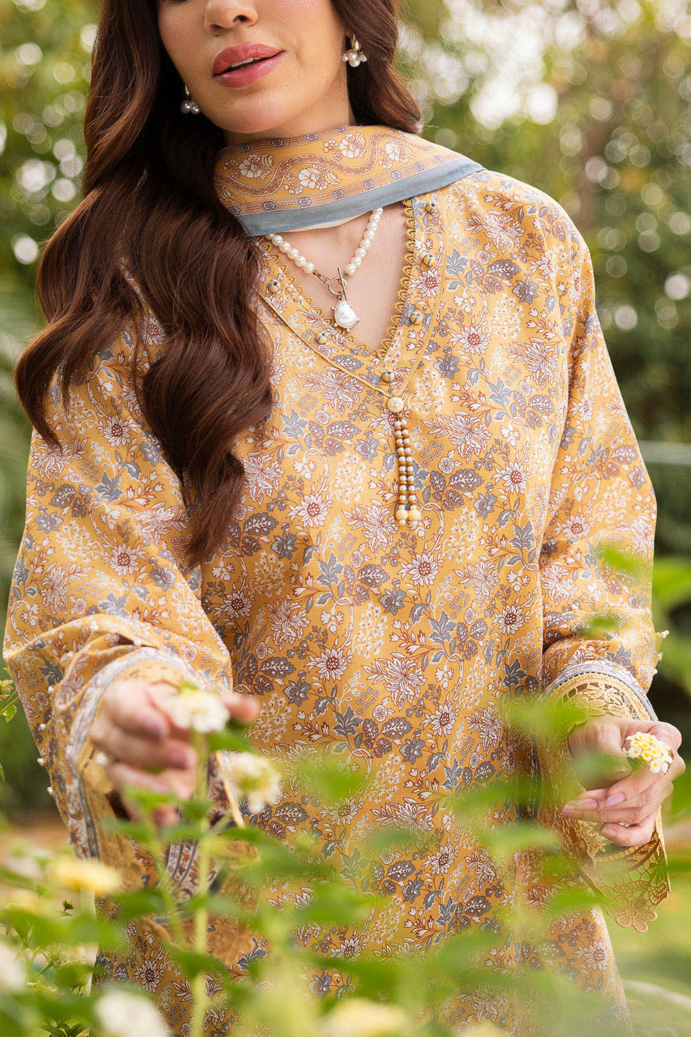 3 Piece Printed Suit - Image 2