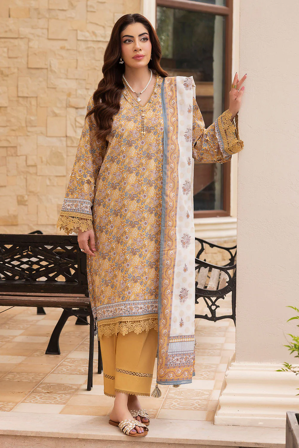 3 Piece Printed Suit - Image 3