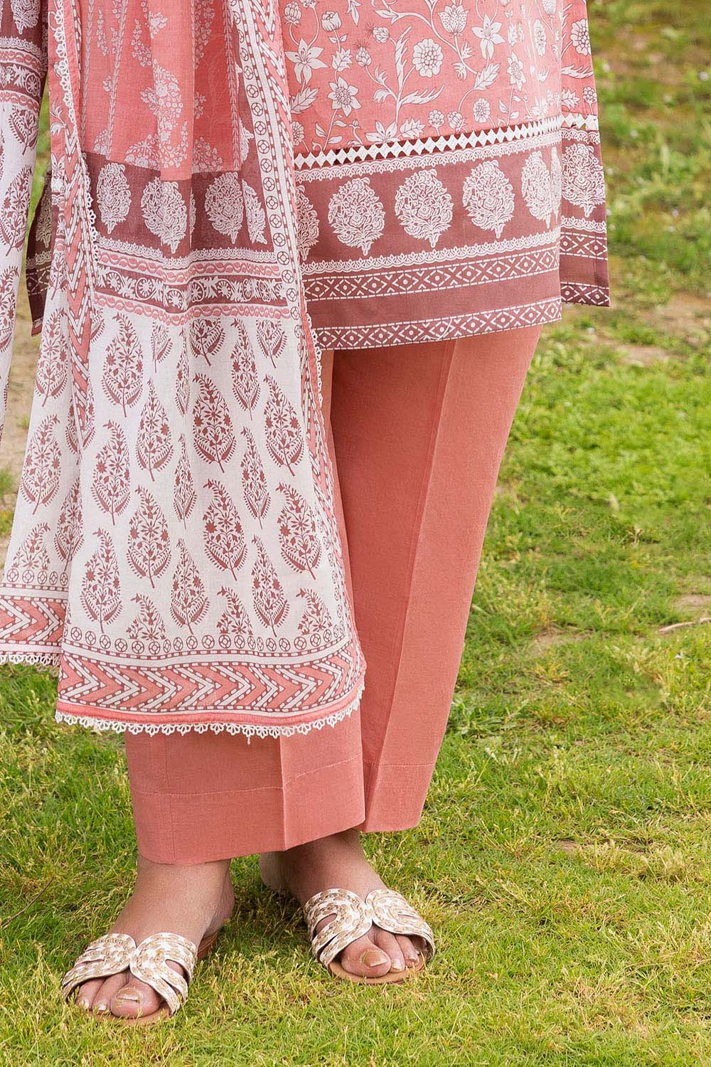 3 Piece Printed Suit - Image 4