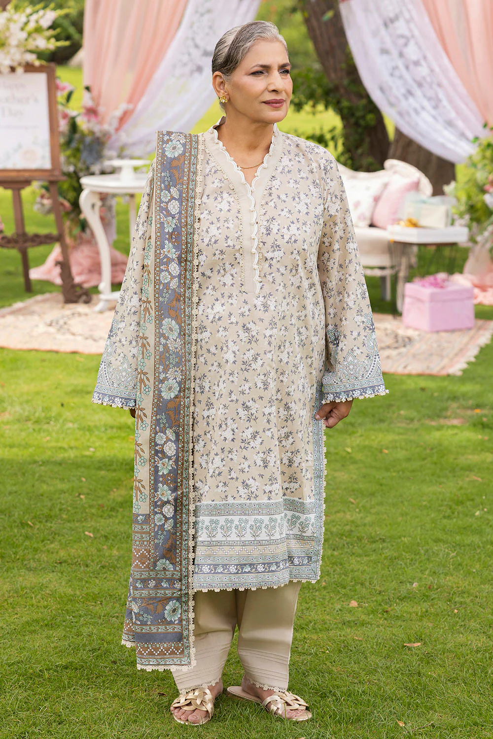 3 Piece Printed Suit - Image 3