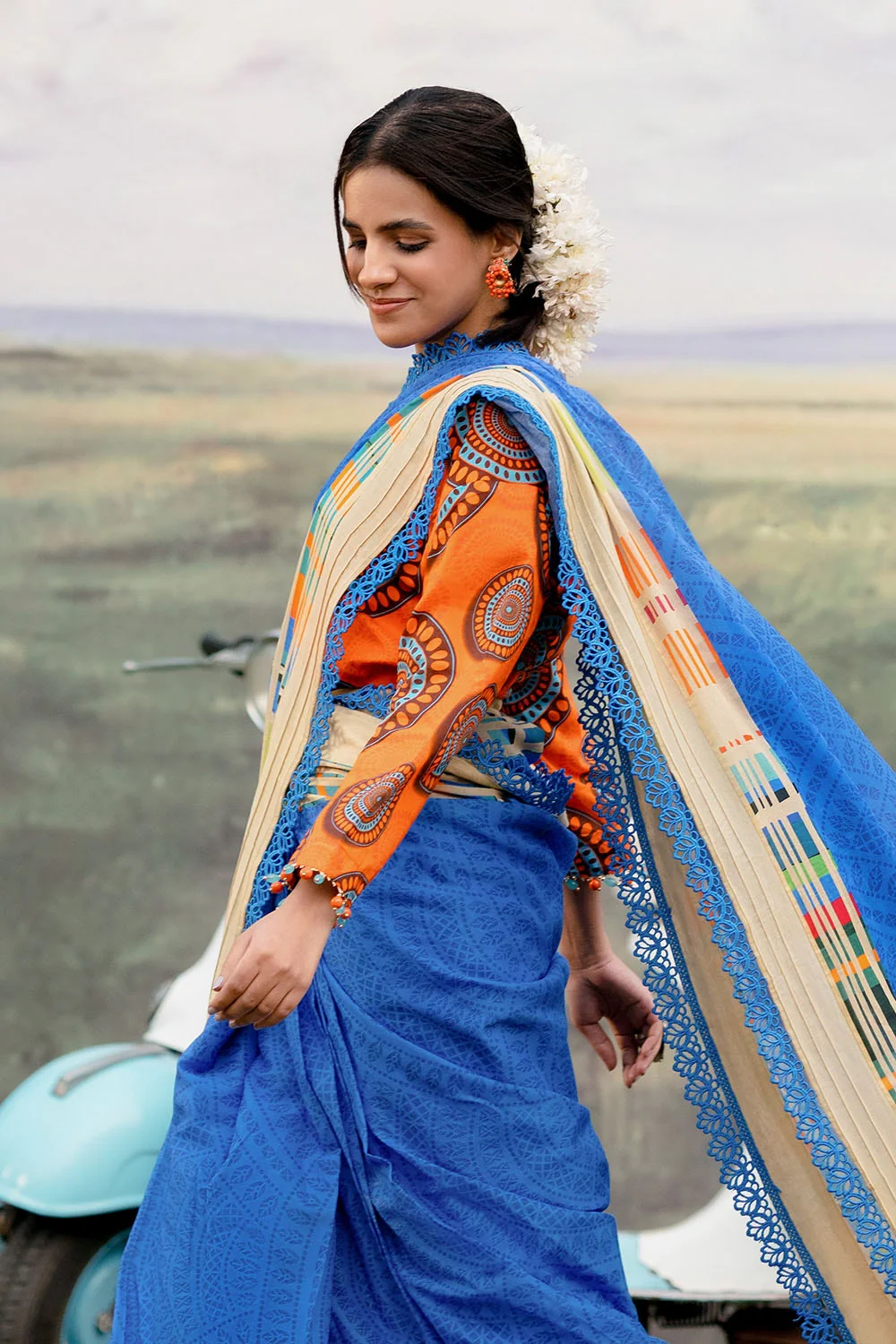 3 Piece Unstitched Denting Lawn Saree - Image 3
