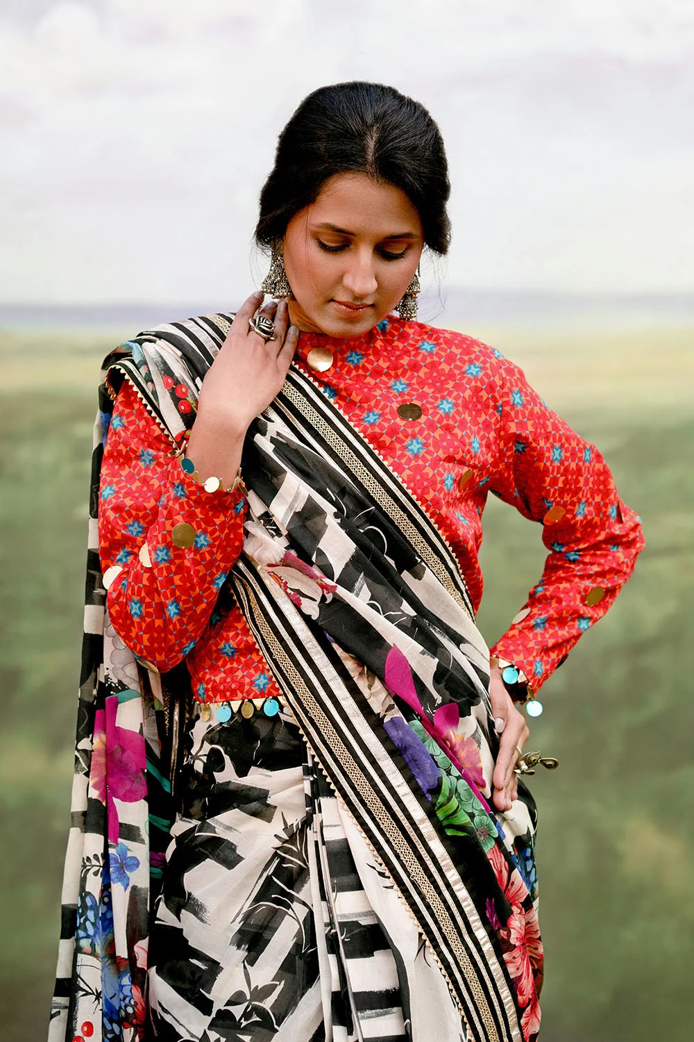 3 Piece Unstitched Denting Lawn Saree - Image 4