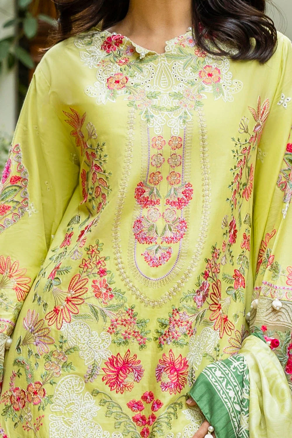3 Piece Unstitched Embroidered Lawn Suit with Printed Tussar Silk Dupatta - Image 2
