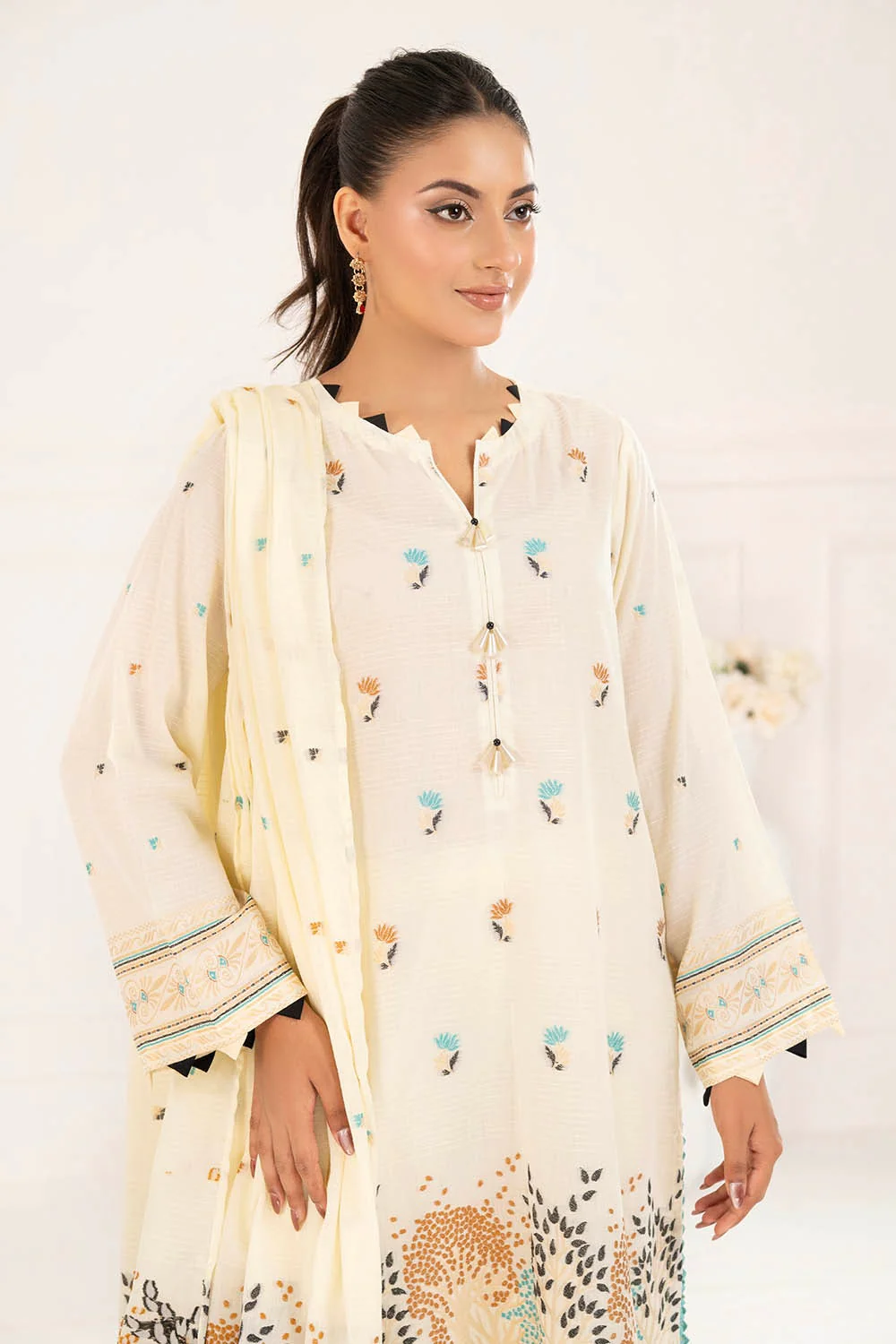3 Piece Unstitched Jacquard Suit - Image 3