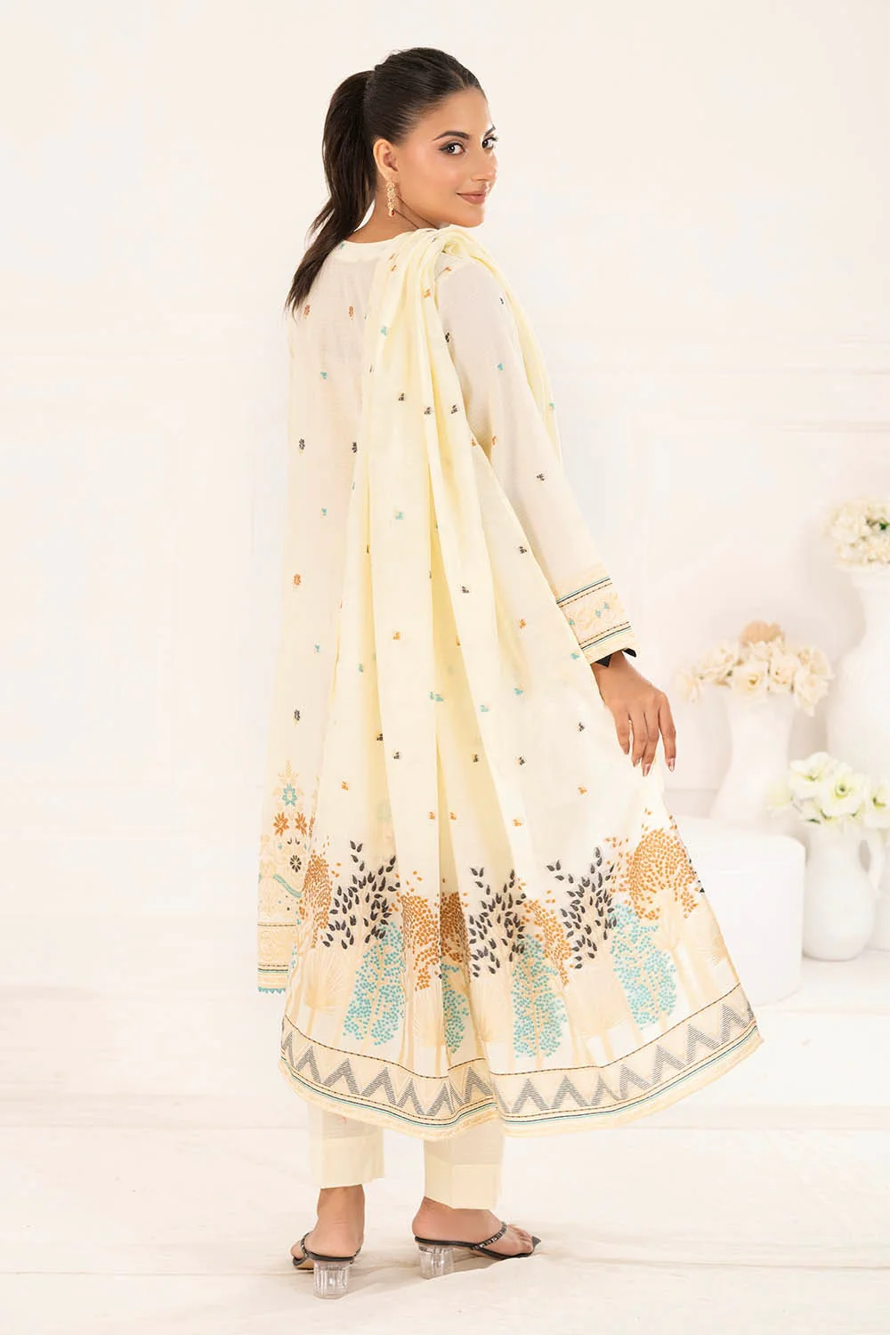 3 Piece Unstitched Jacquard Suit - Image 4