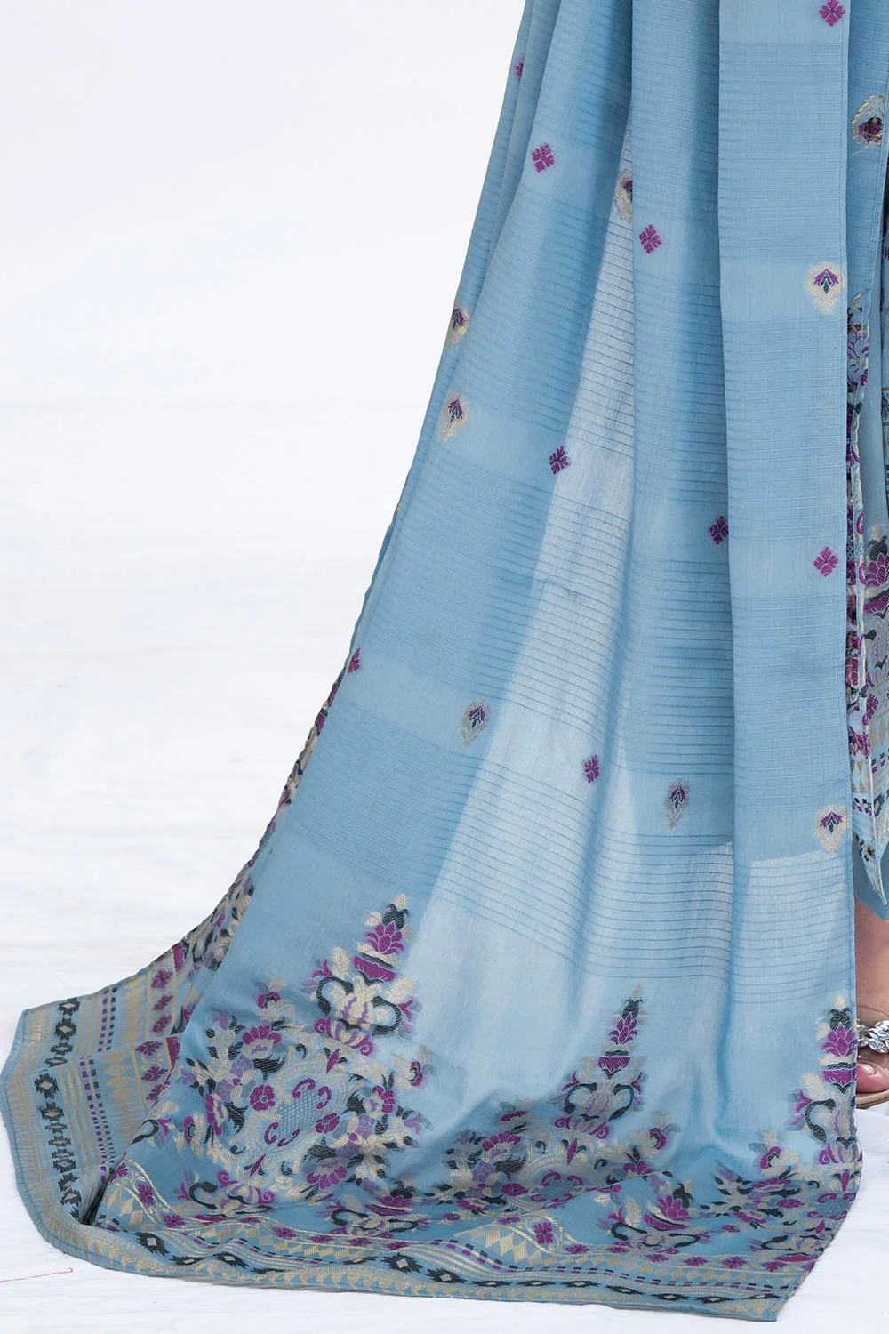 3 Piece Unstitched Jacquard Suit - Image 6
