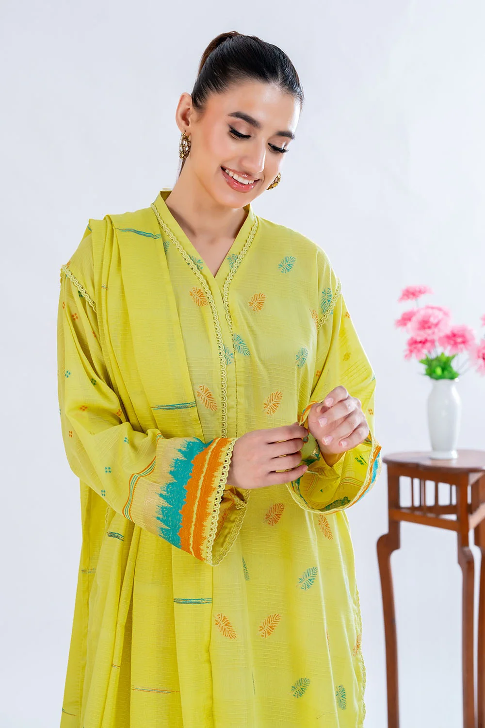 3 Piece Unstitched Jacquard Suit - Image 4