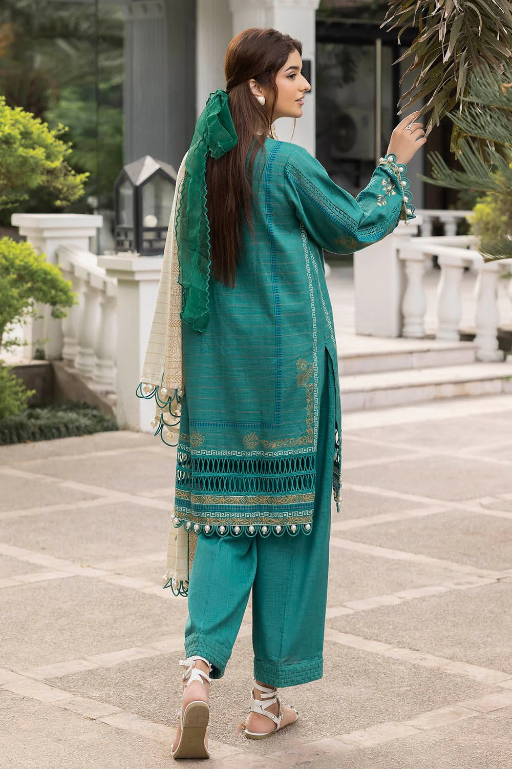 3 Piece Unstitched Mehsuri Stripe Khaddar Suit - Image 5