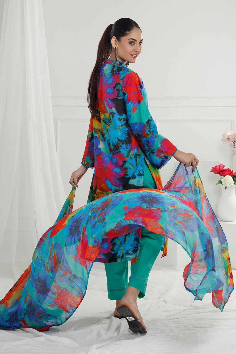 3 Piece Unstitched Printed Cotton Silk Suit with Printed Chiffon Dupatta - Image 4