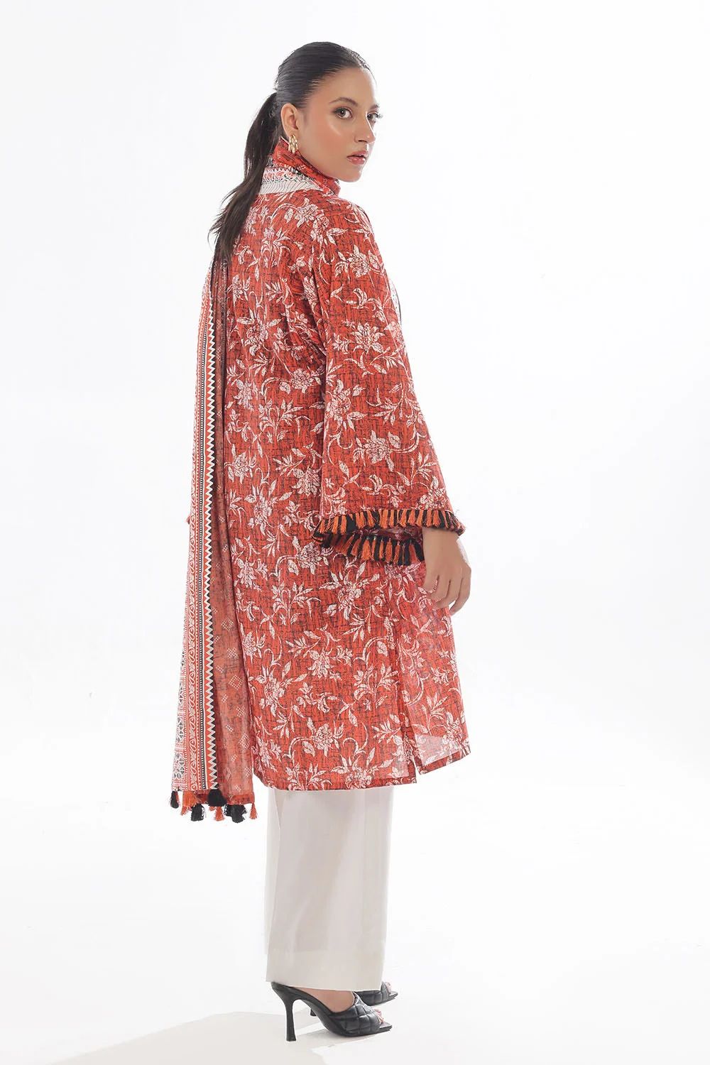 3 Piece Unstitched Printed Lawn Suit - Image 3