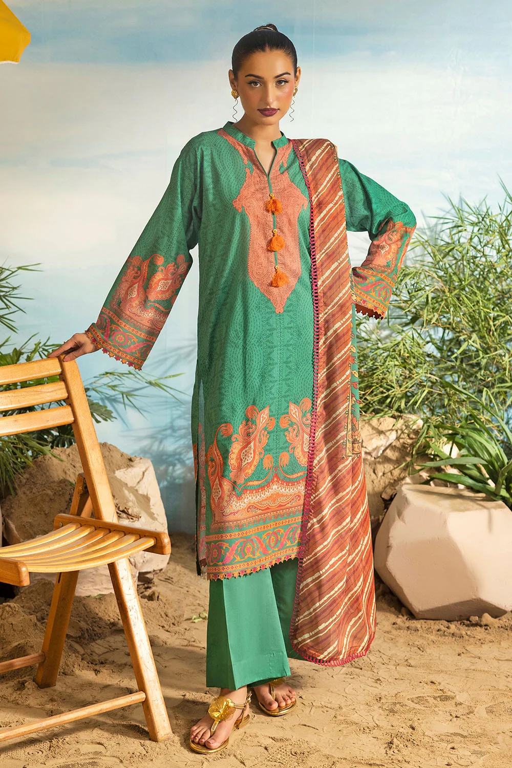 3 Piece Unstitched Printed Lawn Suit - Image 6