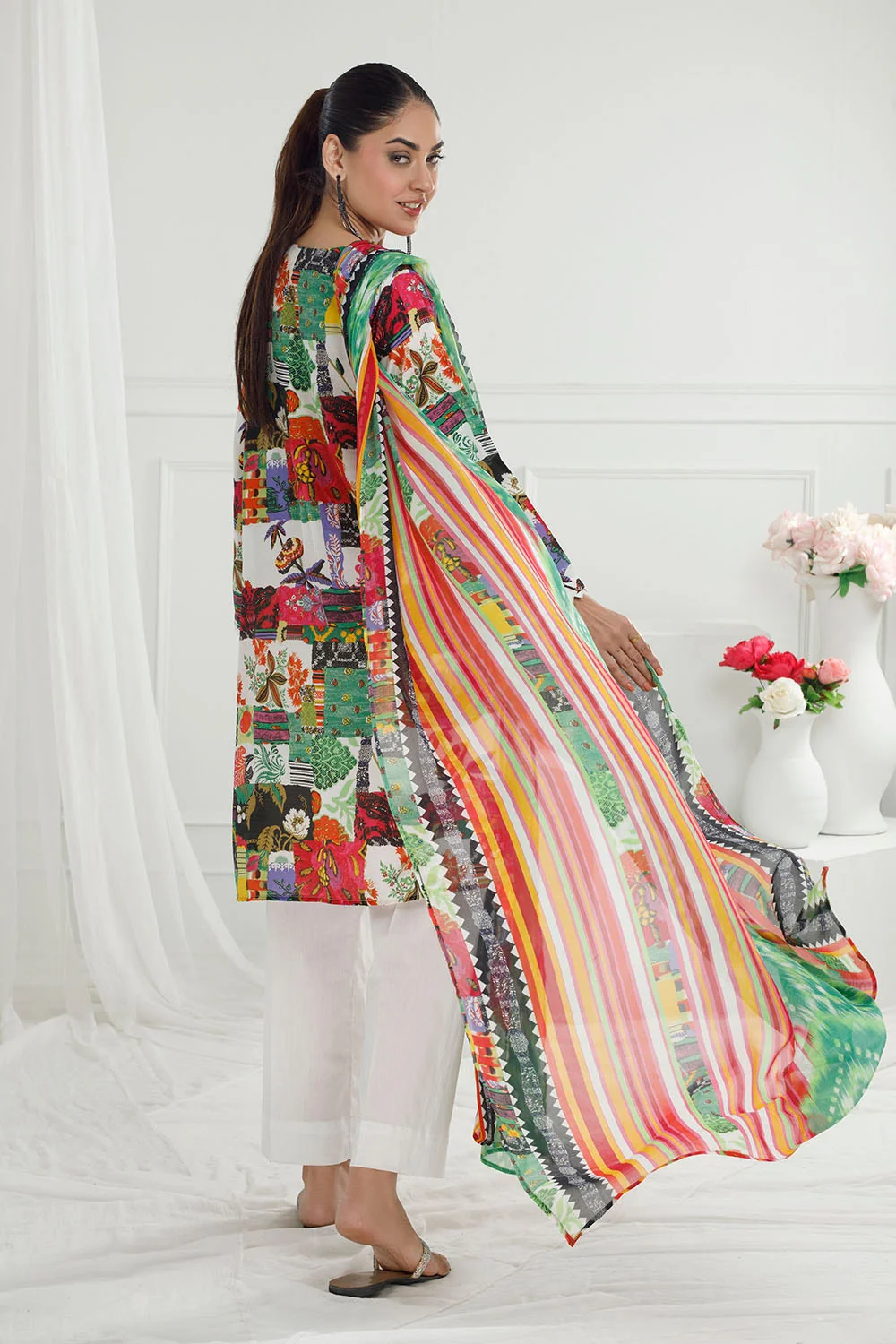 3 Piece Unstitched Printed Pure Bamboo Silk Suit with Printed Chiffon Dupatta - Image 7