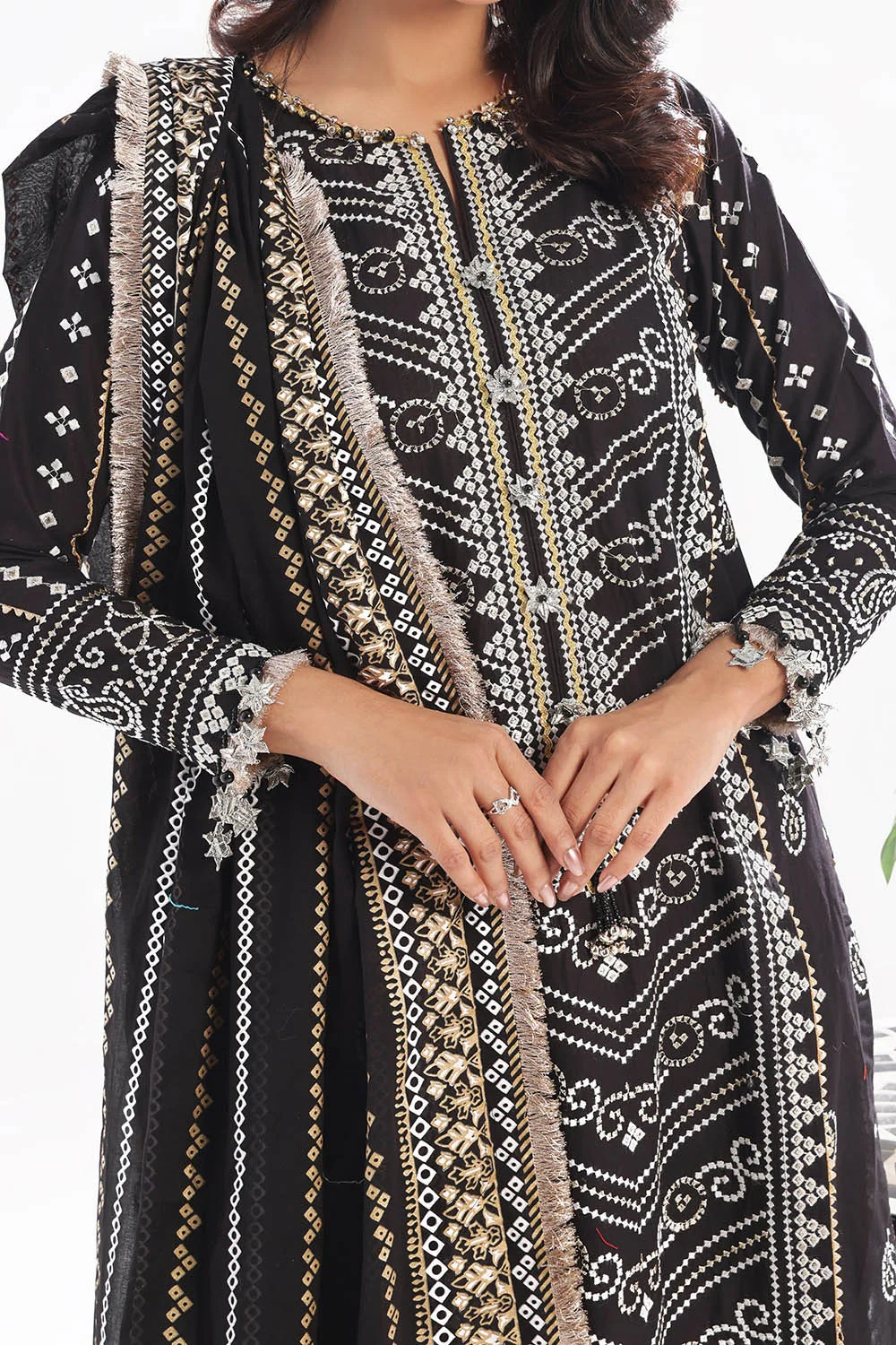 3 Piece Unstitched Zari Embroidered Lawn Suit with Gold Lacquer Printed Lawn Dupatta - Image 2