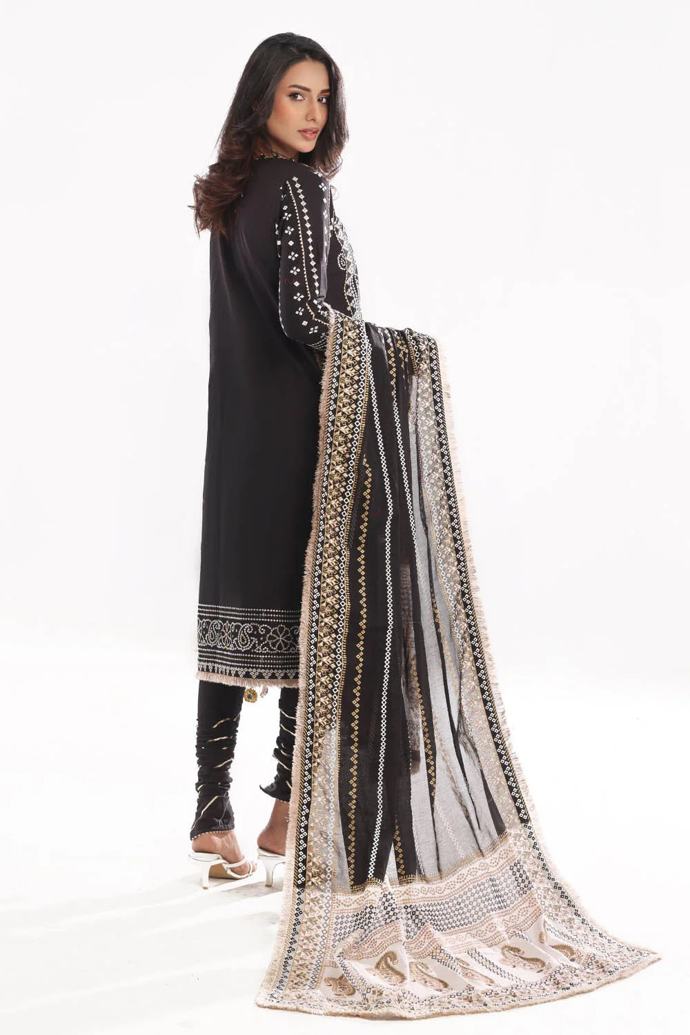 3 Piece Unstitched Zari Embroidered Lawn Suit with Gold Lacquer Printed Lawn Dupatta - Image 3