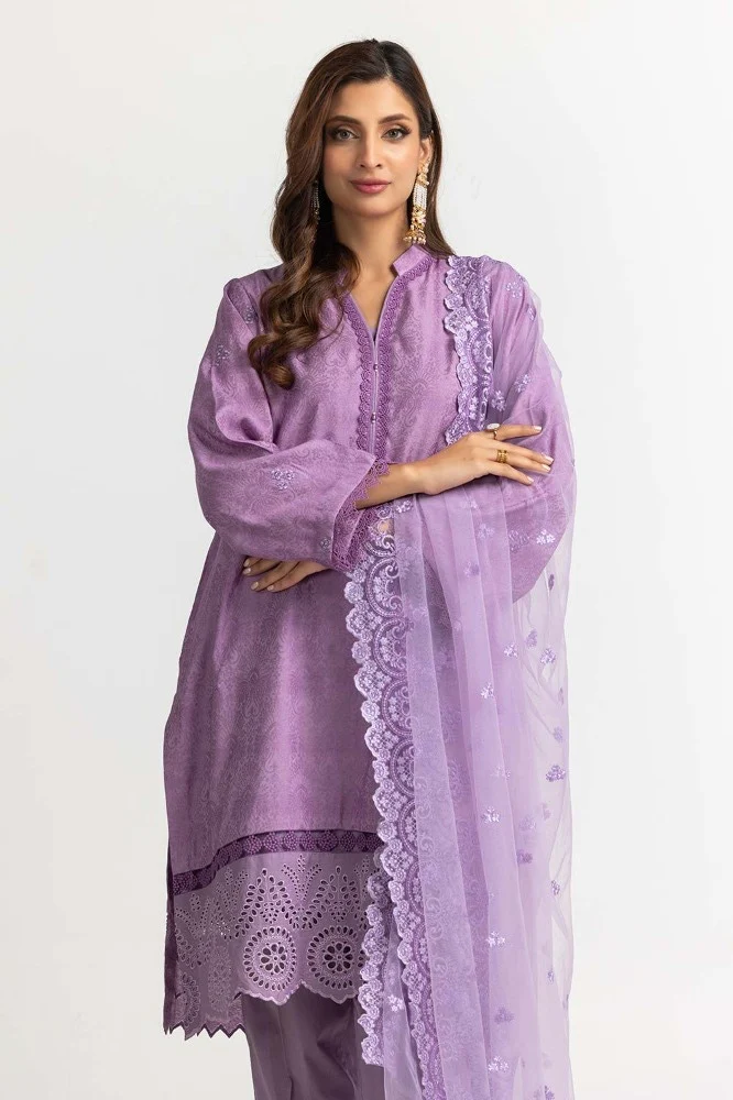 3 Pieces Jacquard Embroidered Suit - Image 2