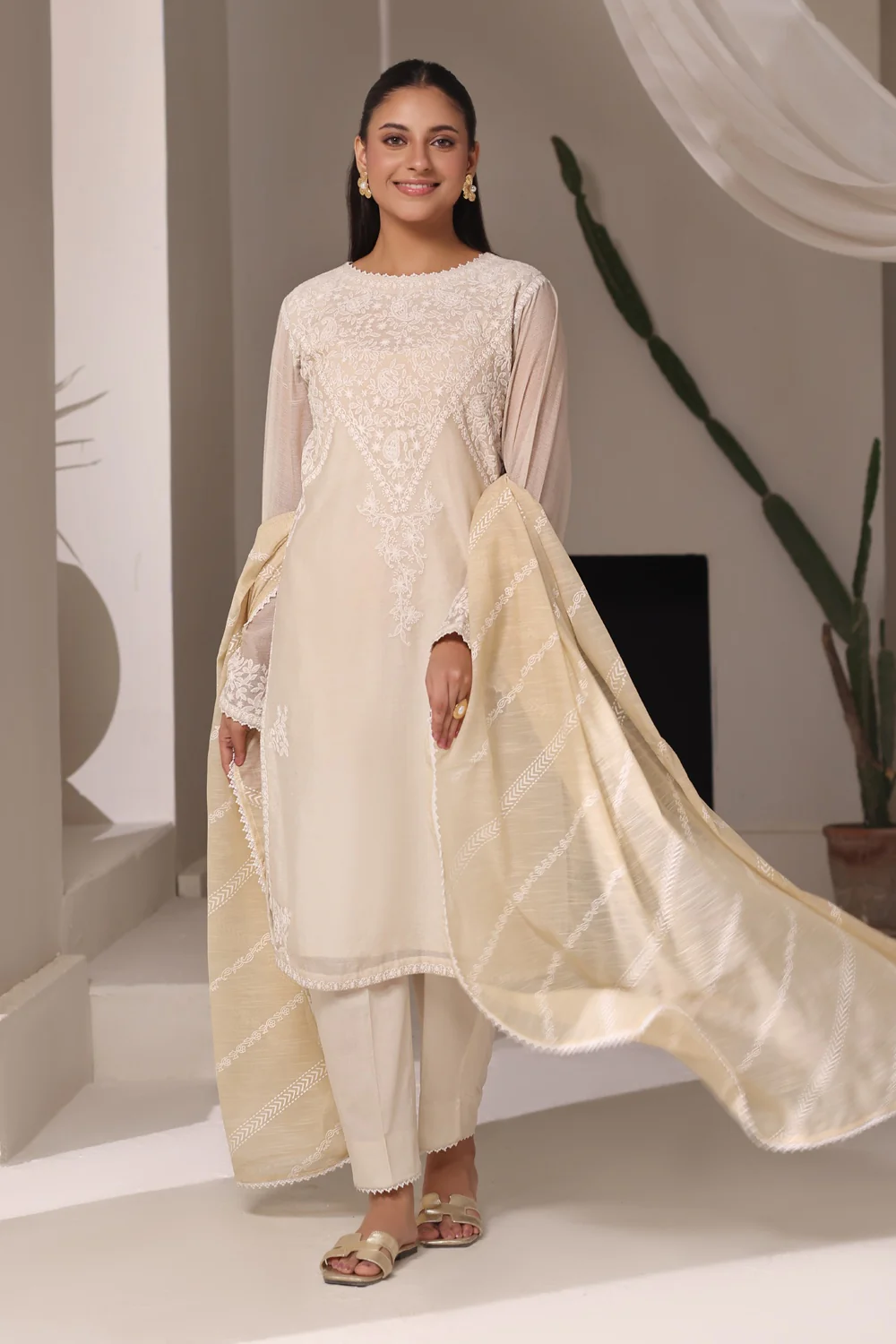 3PC Cotton Net Embroidered Suit - Image 3
