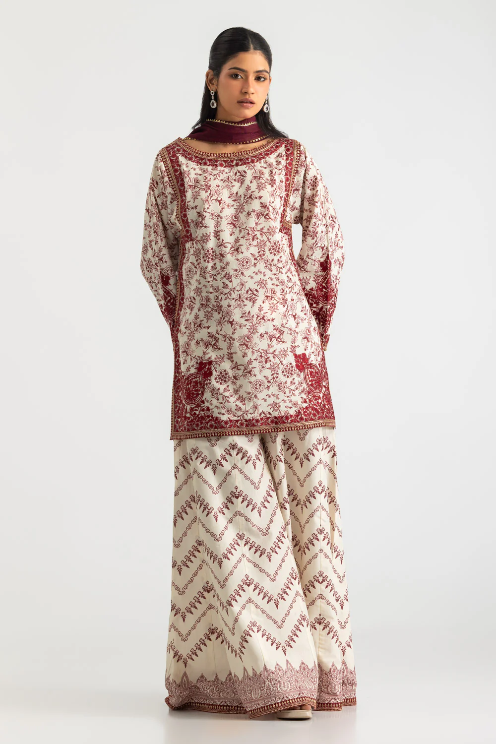 3PC Cross Hatch Printed Suit With Embroidered
