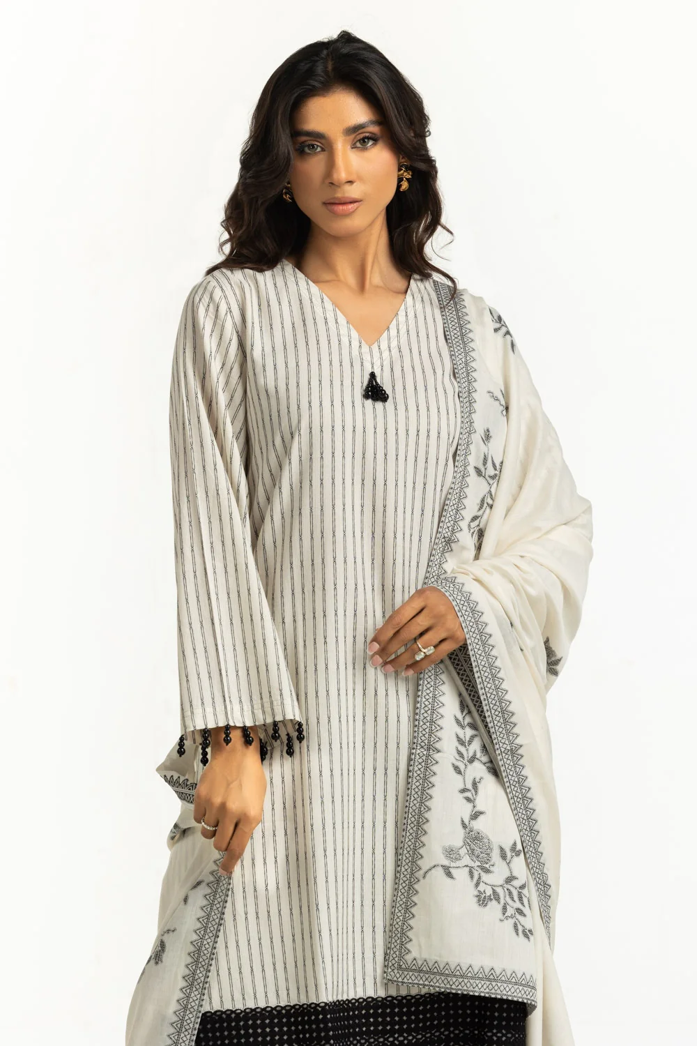 3PC Jacquard Embroidered Suit - Image 4