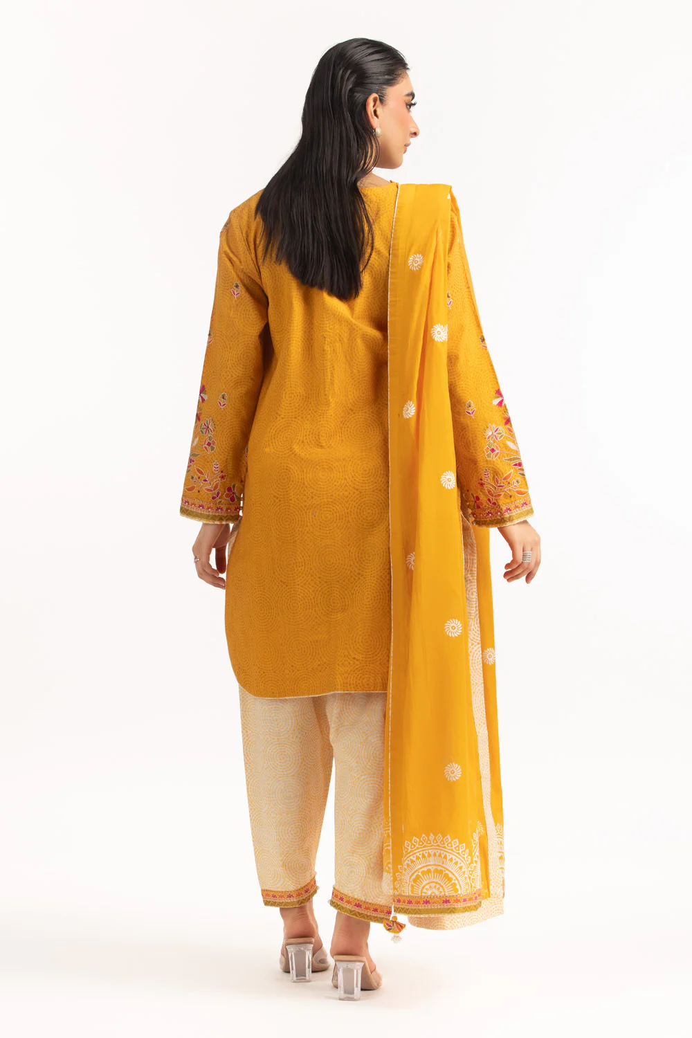 3PC Khaddar Embroidered Suit - Image 6