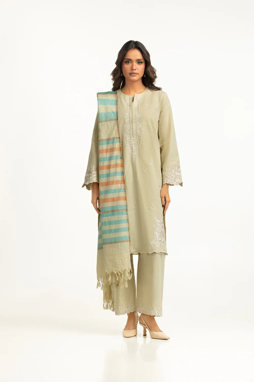 3PC Khaddar Embroidered Suit