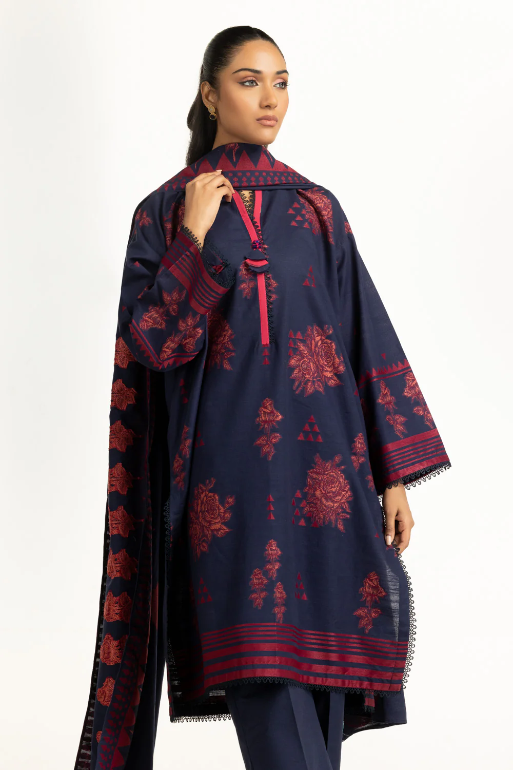 3PC Khaddar Jacquard Suit - Image 3