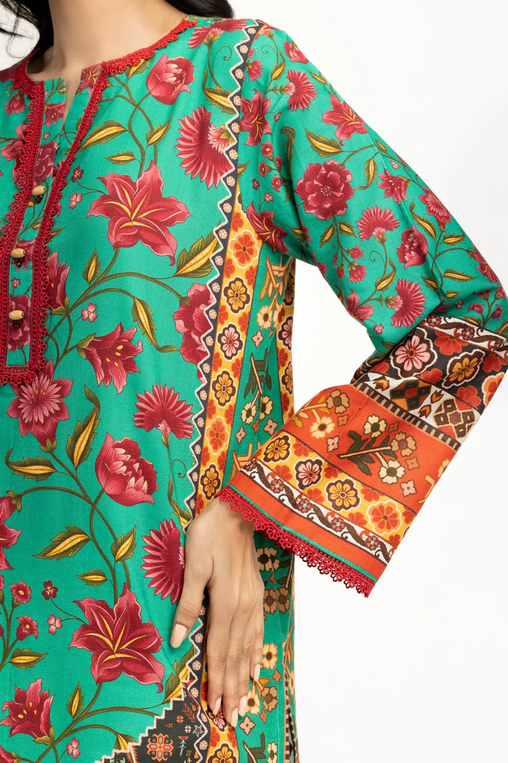 3PC Khaddar Printed Suit - Image 2