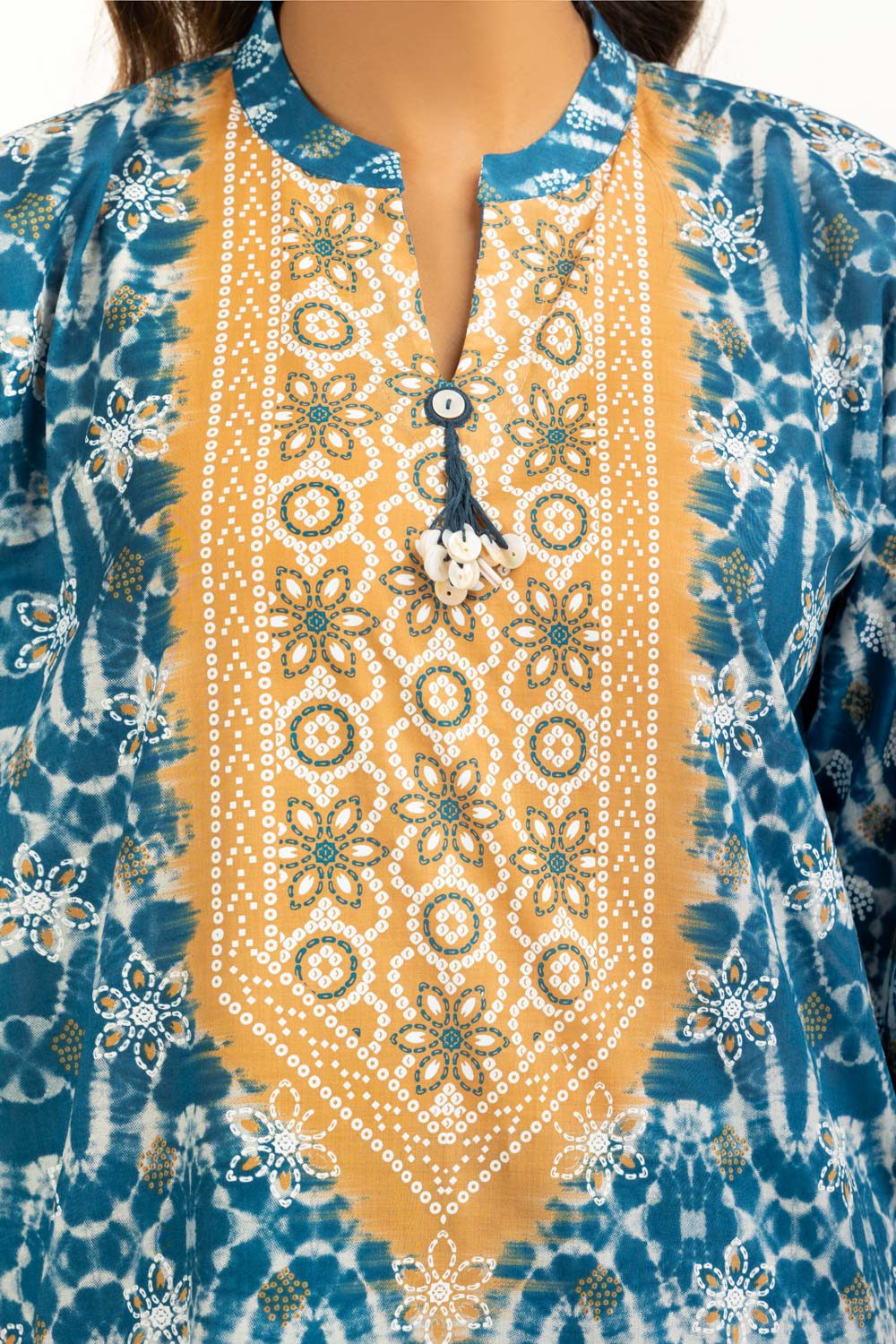 3PC Lacquer Printed Lawn Suit - Image 2