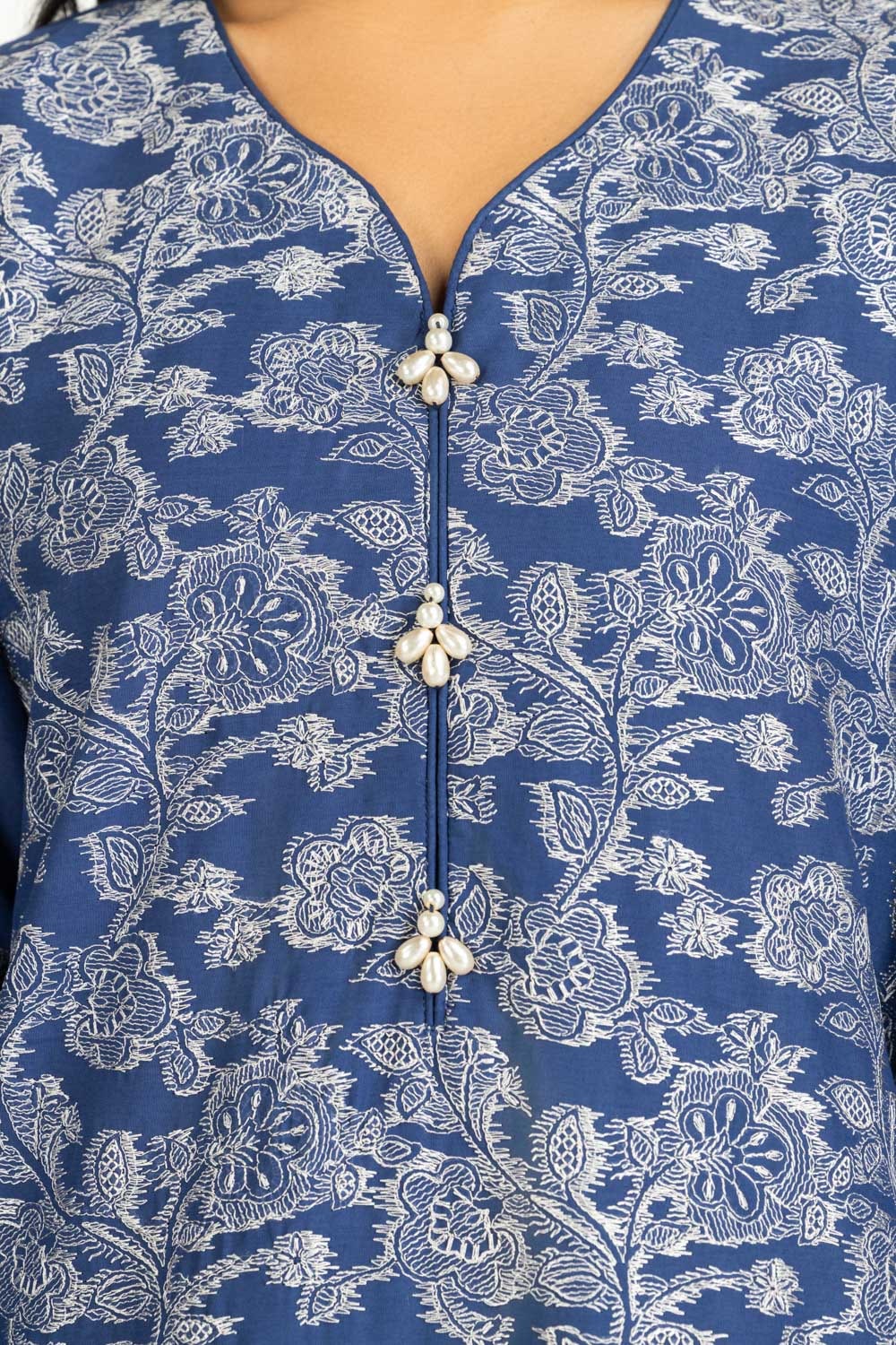 3PC Lacquer Printed Swiss Voile Embroidered Suit IUSTKSD-635s - Image 2