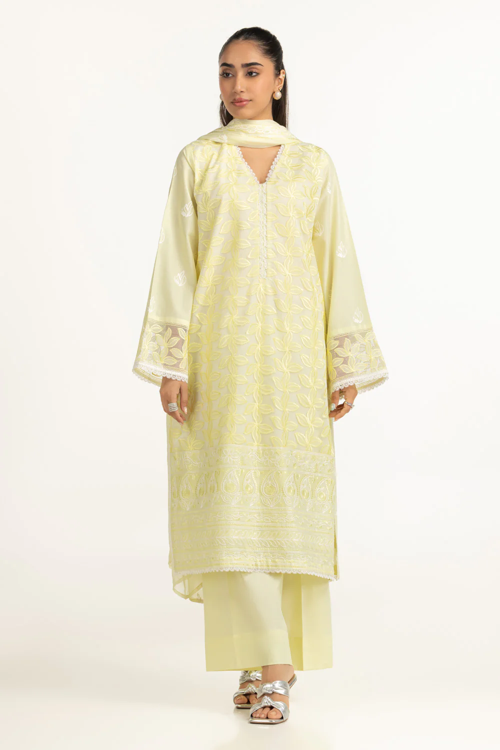 3PC Lawn Embroidered Suit