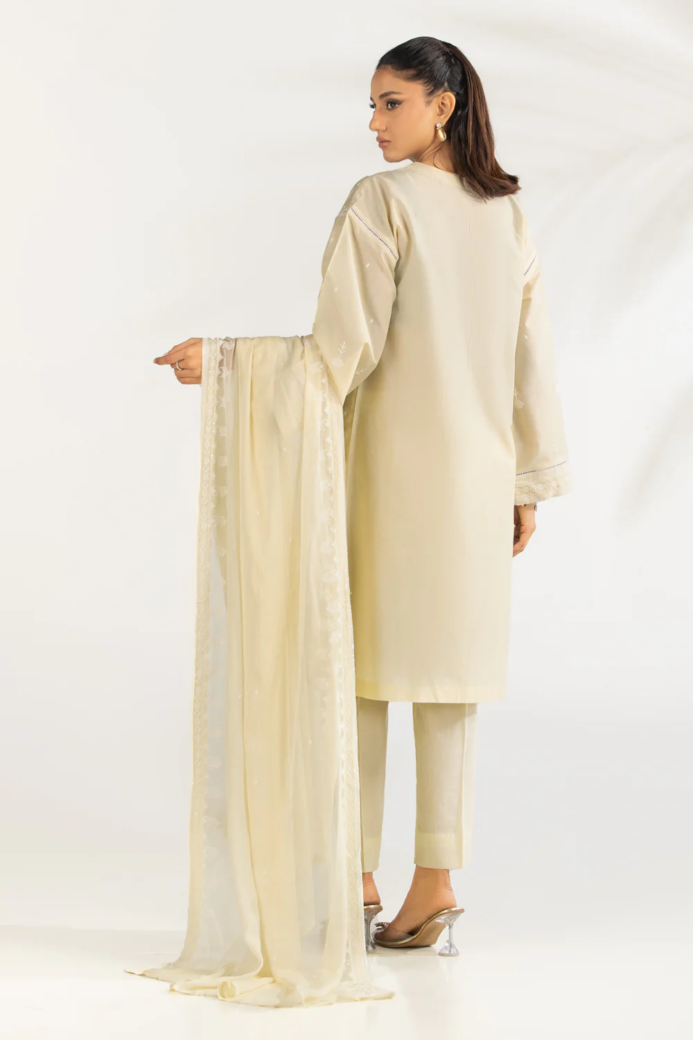 3PC Lawn Embroidered Suit - Image 6
