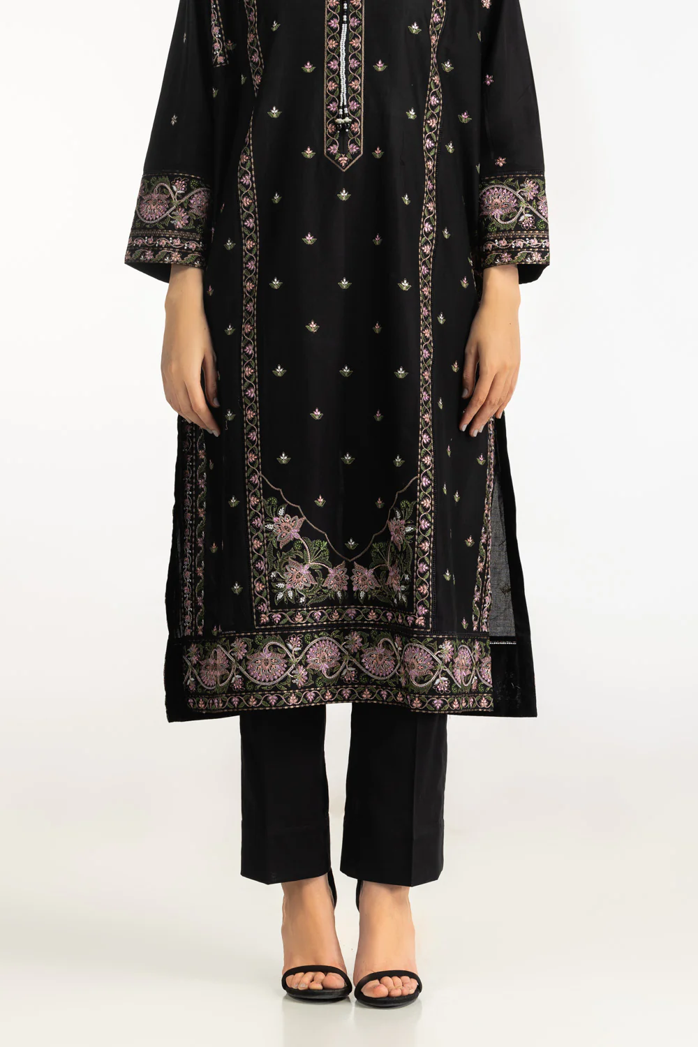 3PC Lawn Embroidered Suit - Image 4