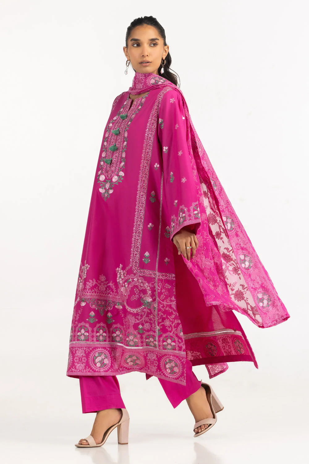 3PC Lawn Embroidered Suit - Image 3