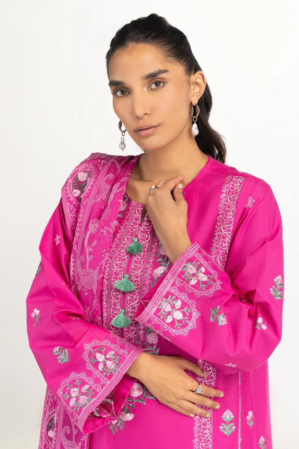 3PC Lawn Embroidered Suit - Image 4