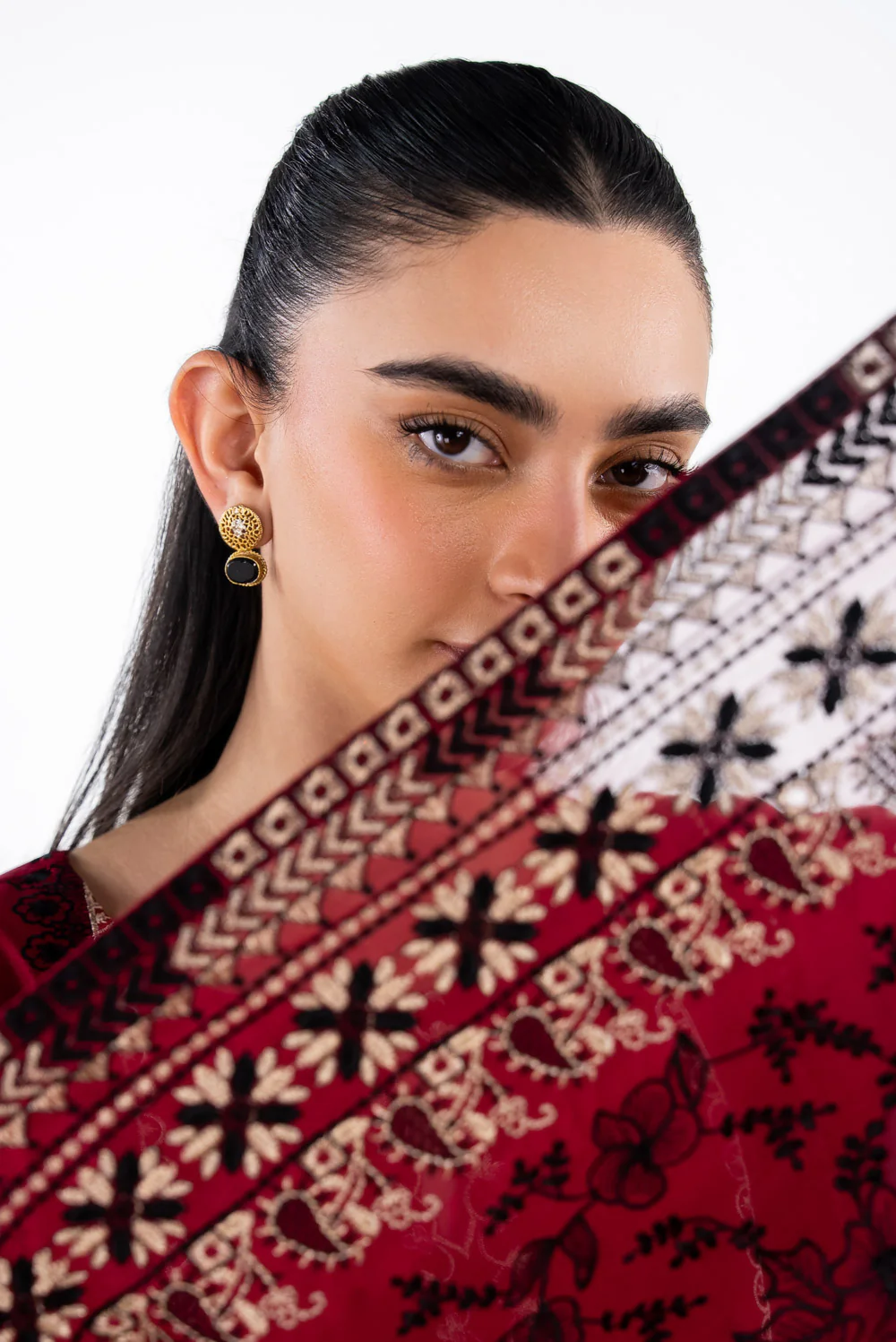 3PC Lawn Embroidered Suit - Image 6